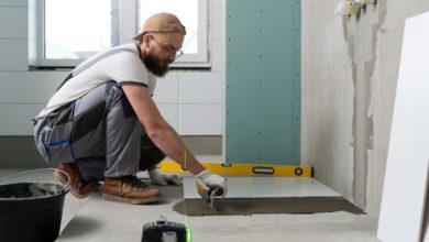 Von Sanitär bis Bodenbelag: Unverzichtbare Dienstleistungen für Ihre Hausrenovierung